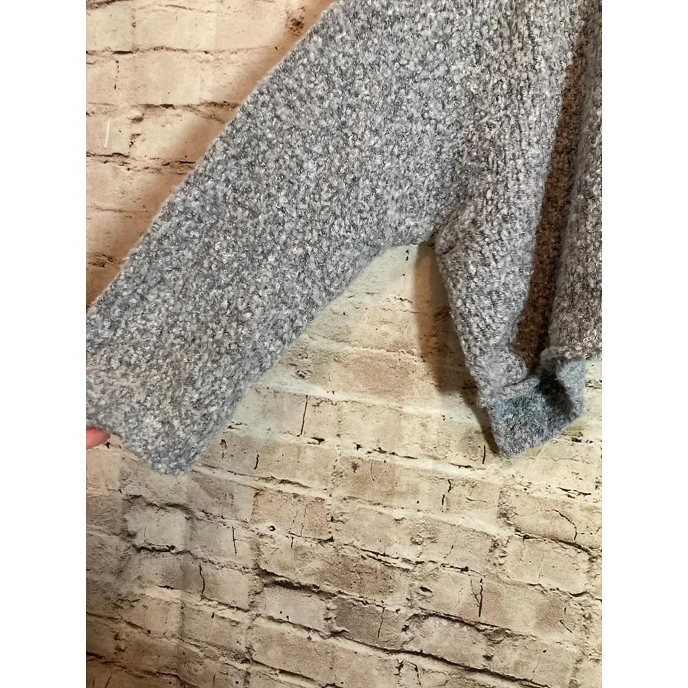 Free People BFF Cowl Neck Sweater Oversized Boxy Large Light Gray Soft Knit - Picture 5 of 15